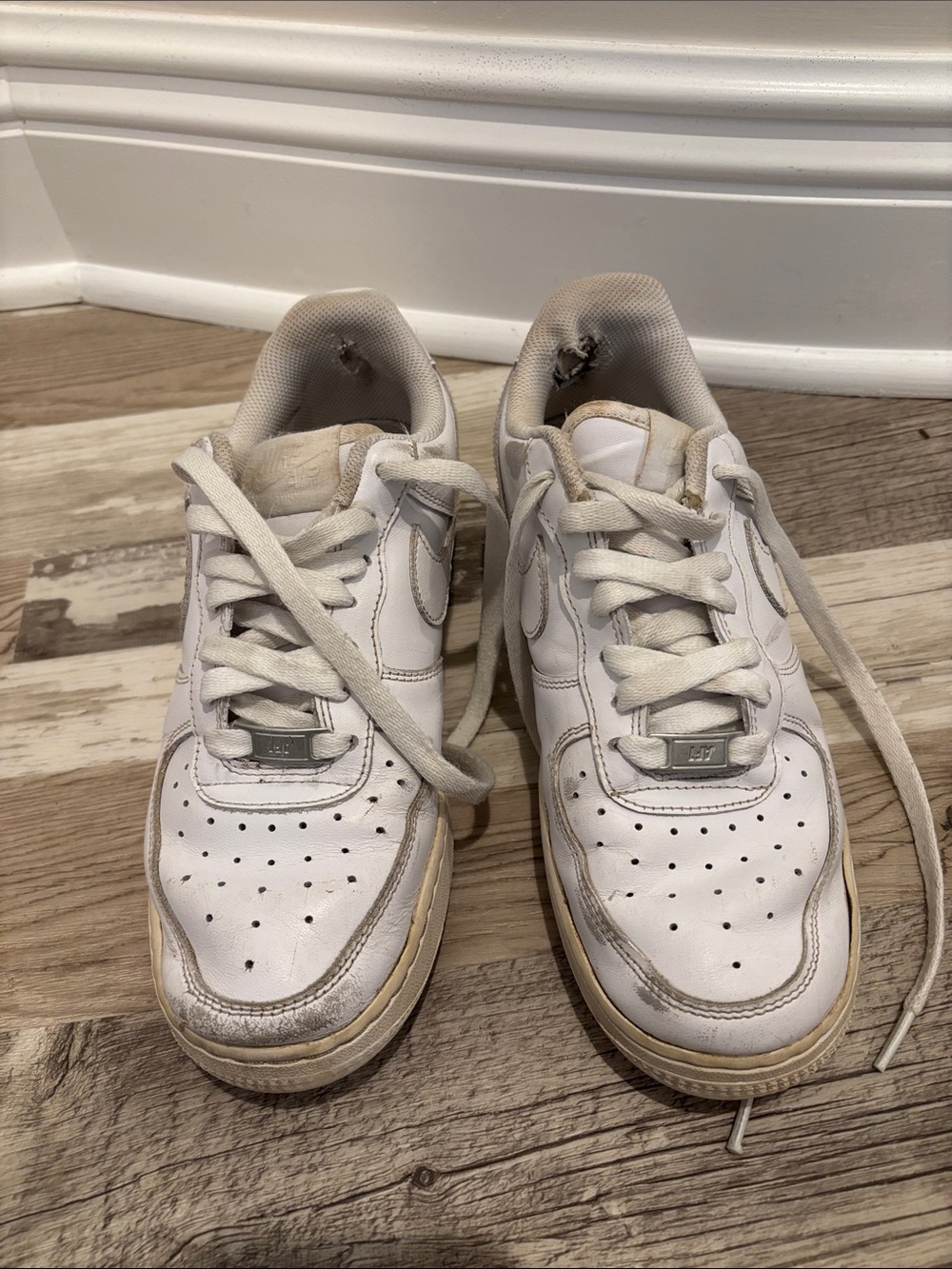 White Leather Sneakers - Classic Low-Top